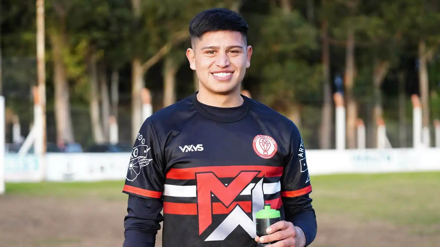 Rodrigo Navarrete permanecerá en Huracán, al menos por un año más