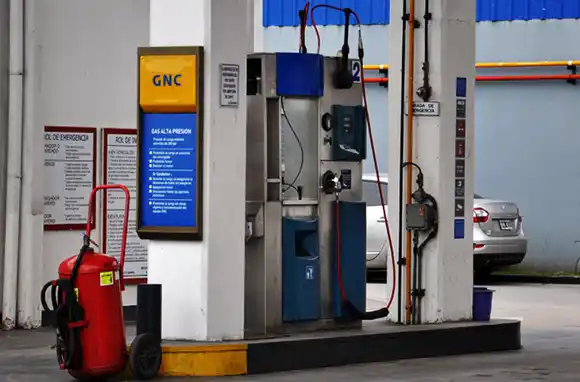 Por la ola polar, suspenden el suministro de GNC por 24 horas en todas las estaciones de servicio