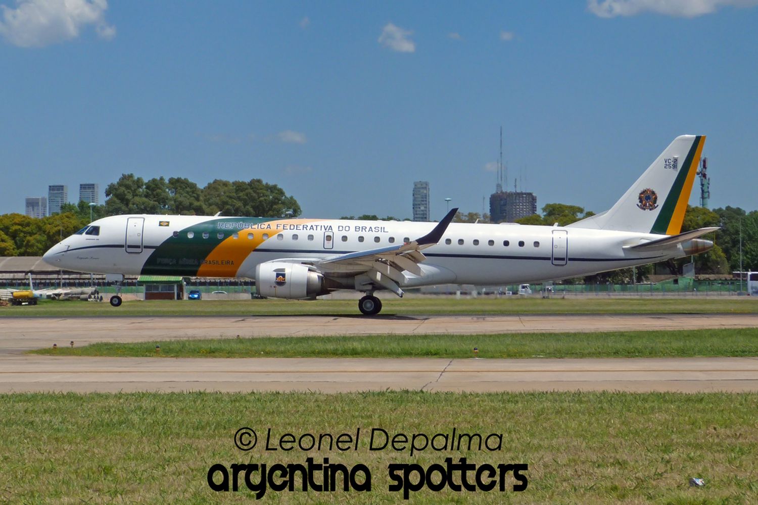 [Fotogalería] Presidenciales en Aeroparque para la asunción de Macri