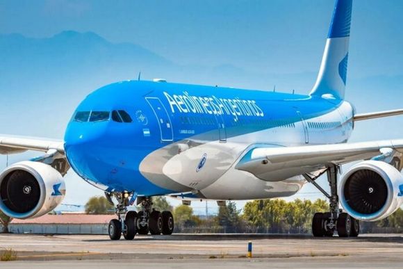 Aerolíneas Argentinas: el 10 de junio habrá un paro de pilotos que afectará a Ezeiza y Aeroparque