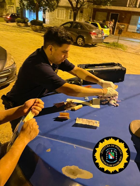 Detienen a un menor con drogas y secuestran un caballo en Concordia