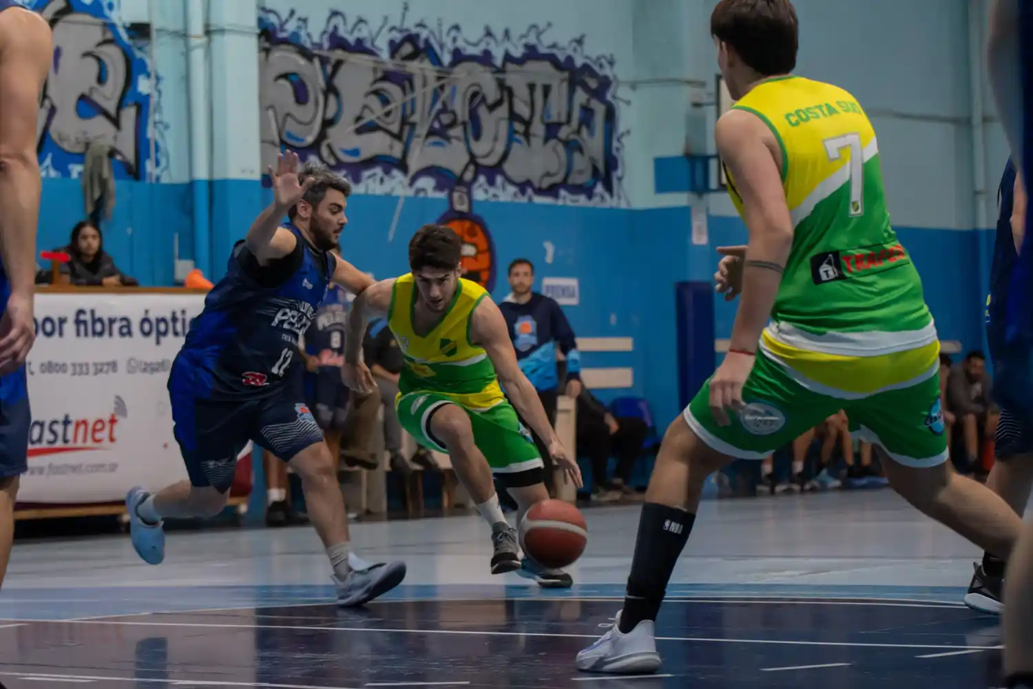 Oficial de básquet: se larga la 9ª