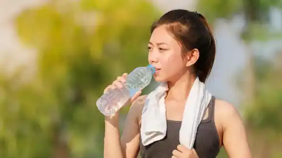 Primavera al aire libre: ¿cómo disfrutar del sol sin riesgos para la salud?