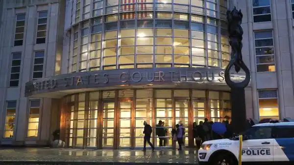 Presidentes mexicanos recibieron sobornos