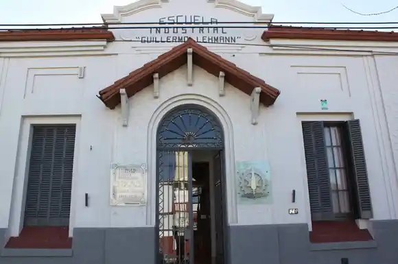 De luto: la escuela Guillermo Lehmann de Rafaela suspendió las clases por el fallecimiento de una estudiante