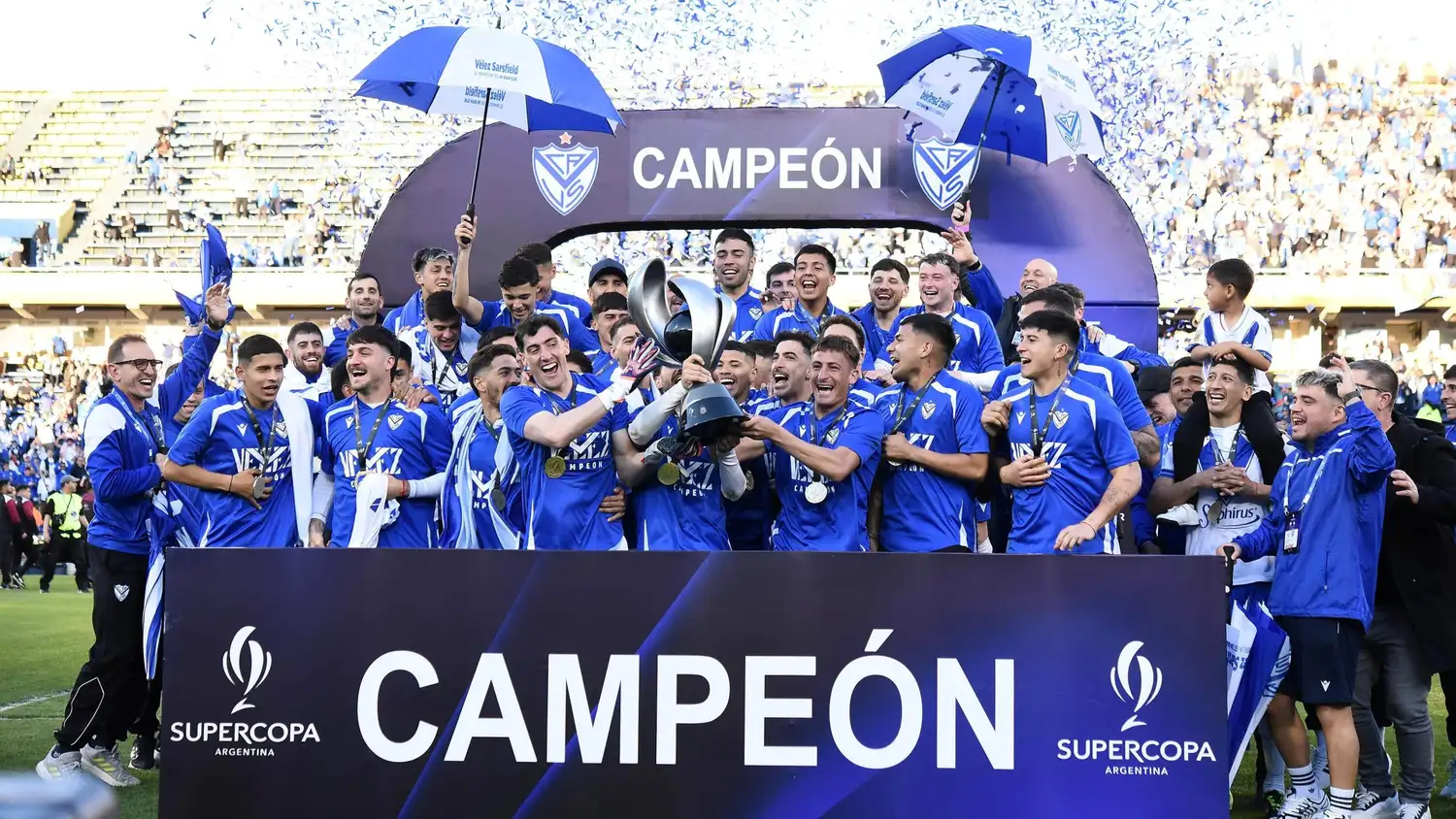 Vélez festejó en Rosario.