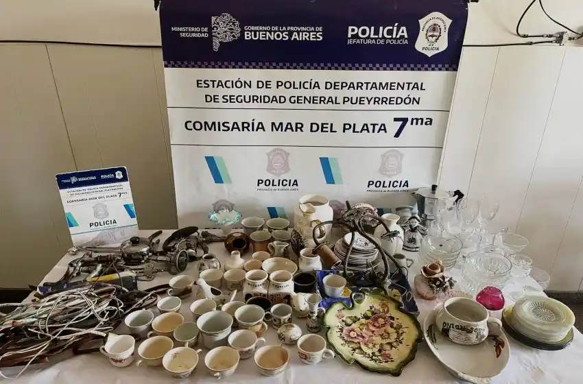 Tres delincuentes fueron atrapados robando en una casa deshabitada