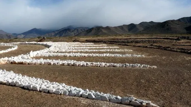 Cachi y su ovnipuerto: el destino de Salta que atrae al turismo místico y aventurero