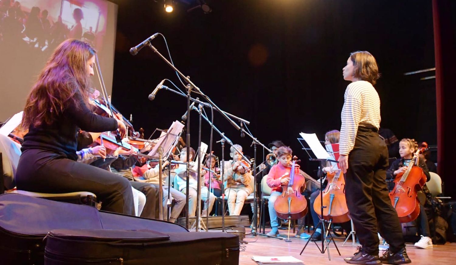 Integrantes de la Orquesta infantil y juvenil entrerriana Cunumí participarán de un concierto