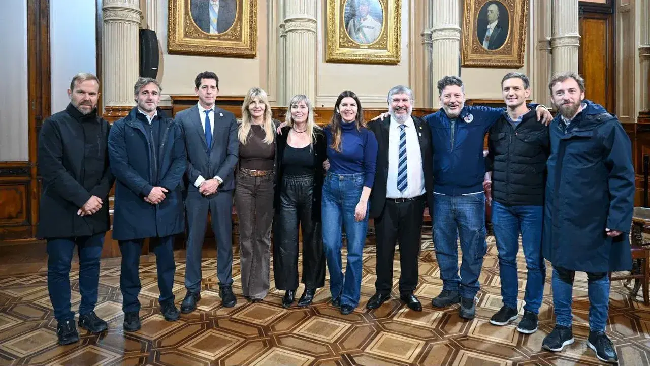 Estuvieron presentes otros intendentes de la Liga.