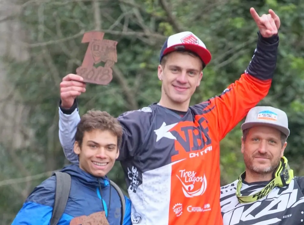 Braian Pedersen lidera el Bonaerense de descenso