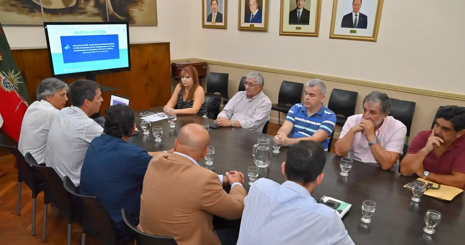 En Concordia el Ejecutivo dispuso nuevas medidas de reducción de la carga tributaria municipal