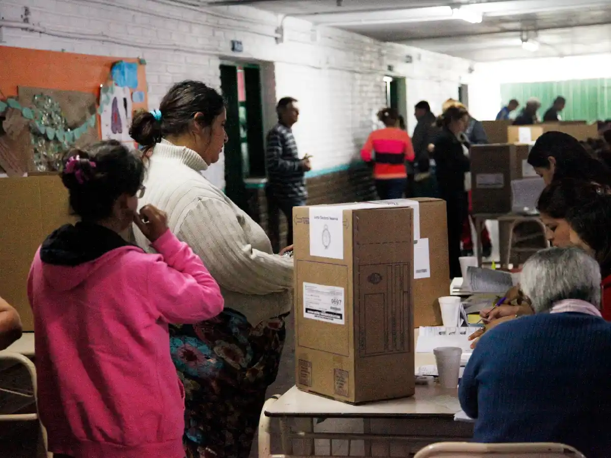 Se presentaron seis listas para las Paso en Frontera        