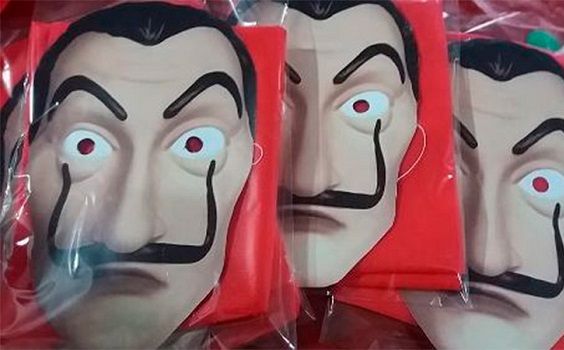Pretendieron asaltar un kiosco pero el dueño los corrió a rebencazos