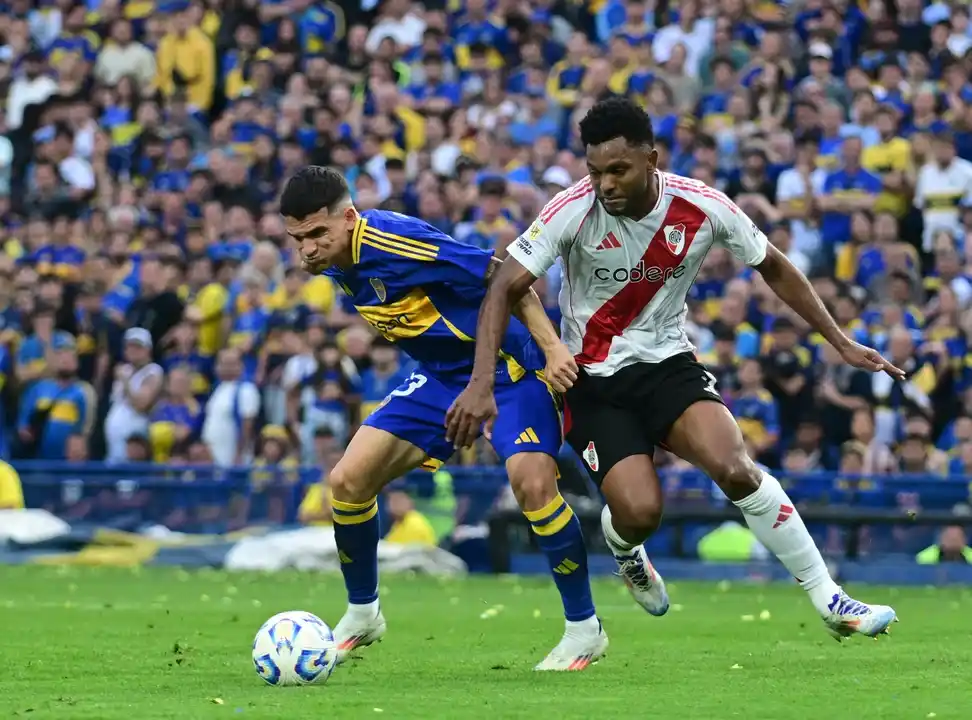 La AFA definió los formatos de torneos de fútbol argentino para 2025