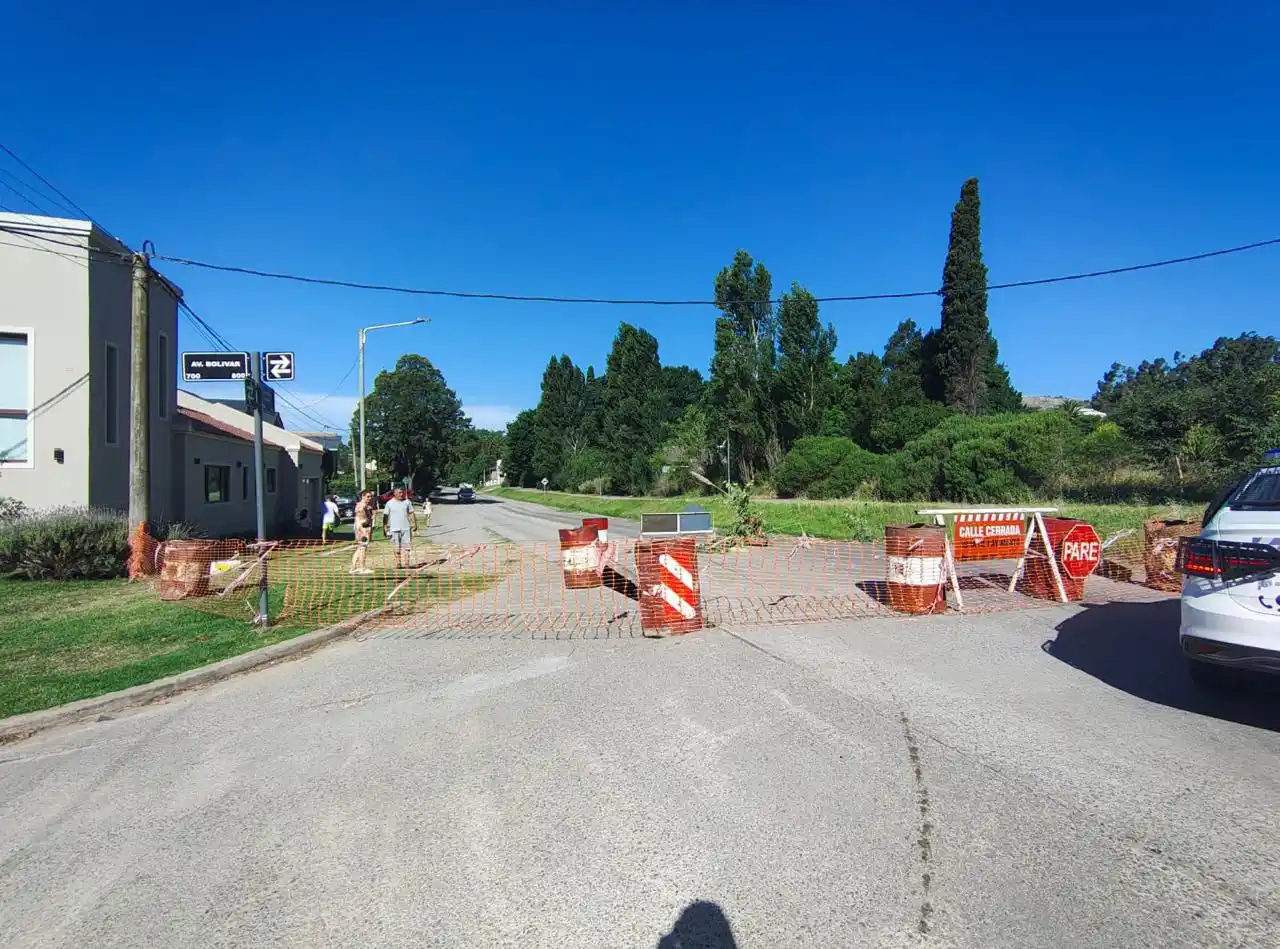 López de Osornio: tránsito interrumpido por levantamiento del pavimento