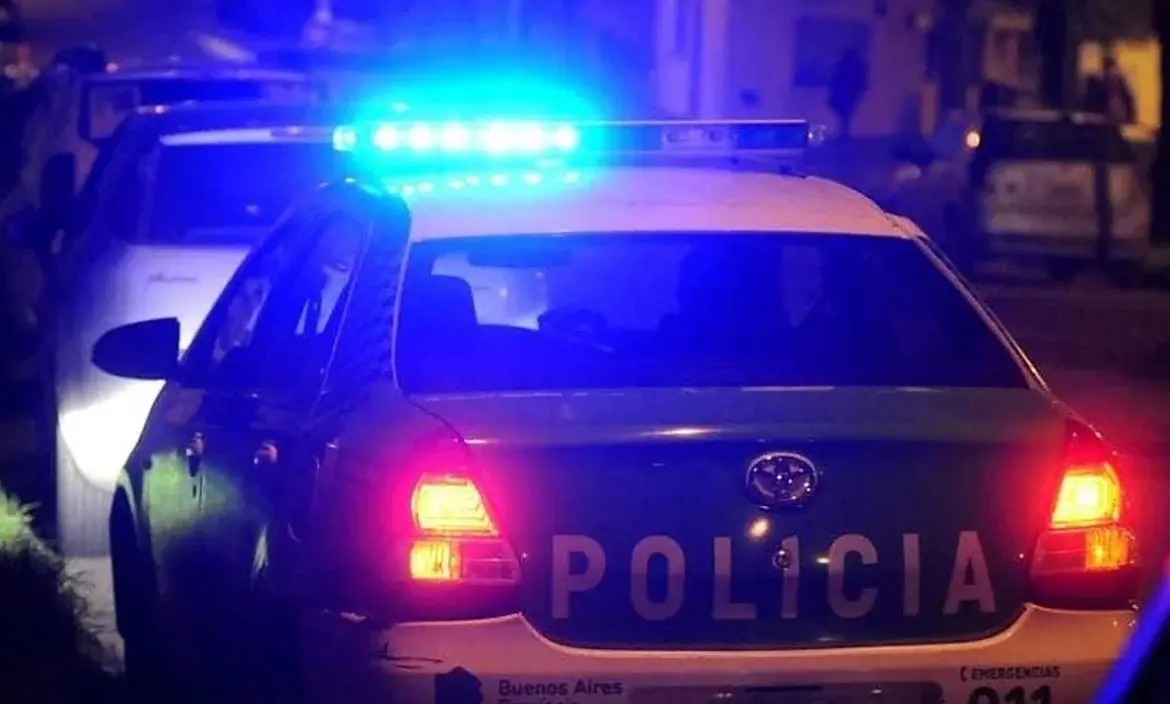 La Policía llegó al lugar de los hechos tras llamados al 911.