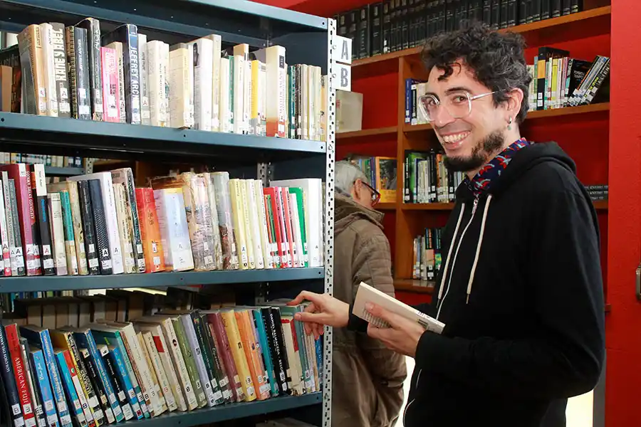 “Madres y padres preocupados nos piden que les demos libros a sus hijos para trabajar”