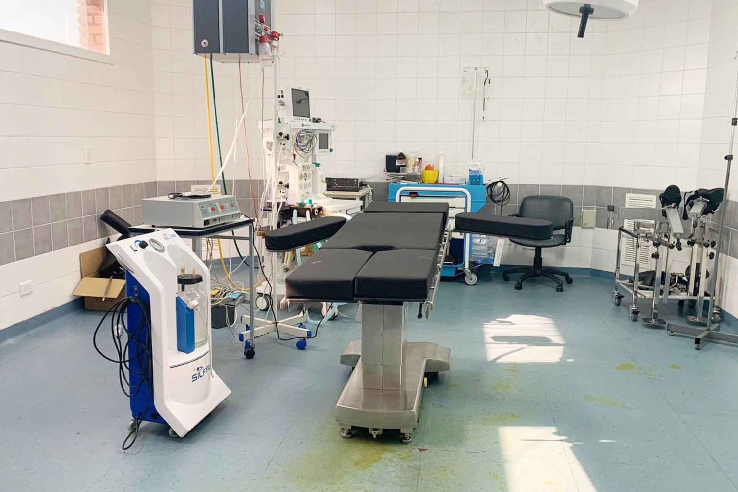 El hospital Masvernat incorporó una mesa de cirugía de última tecnología