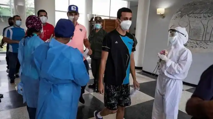 ÓMICRON PRESENTE EN TRES ESTADOS: ministro de Maduro alerta sobre aumento de casos