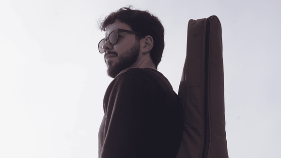 Ian Punter presenta “Un Punto de Partida”: el álbum que explora la melancolía