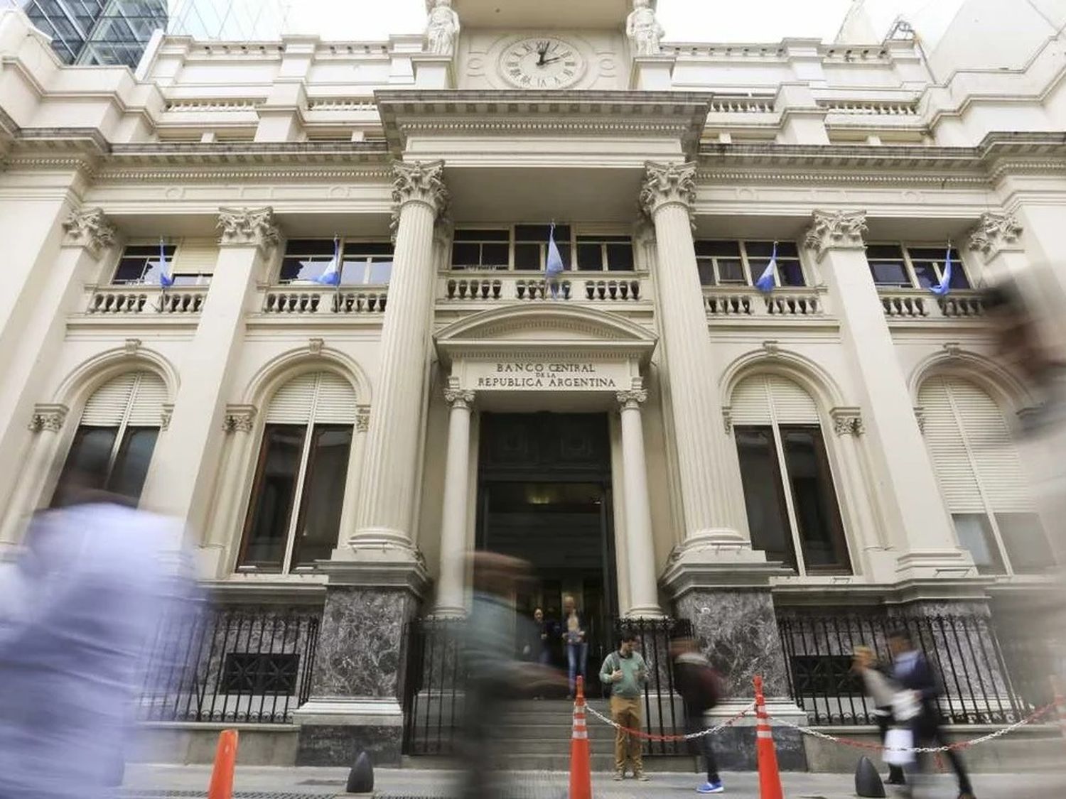 Llegó el primer desembolso del FMI y las reservas alcanzaron los 36.800 millones