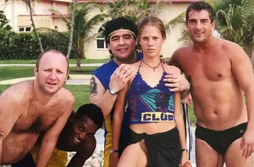 Mavys Álvarez: «Diego Maradona me violó mientras mi madre lloraba del otro lado de la puerta»