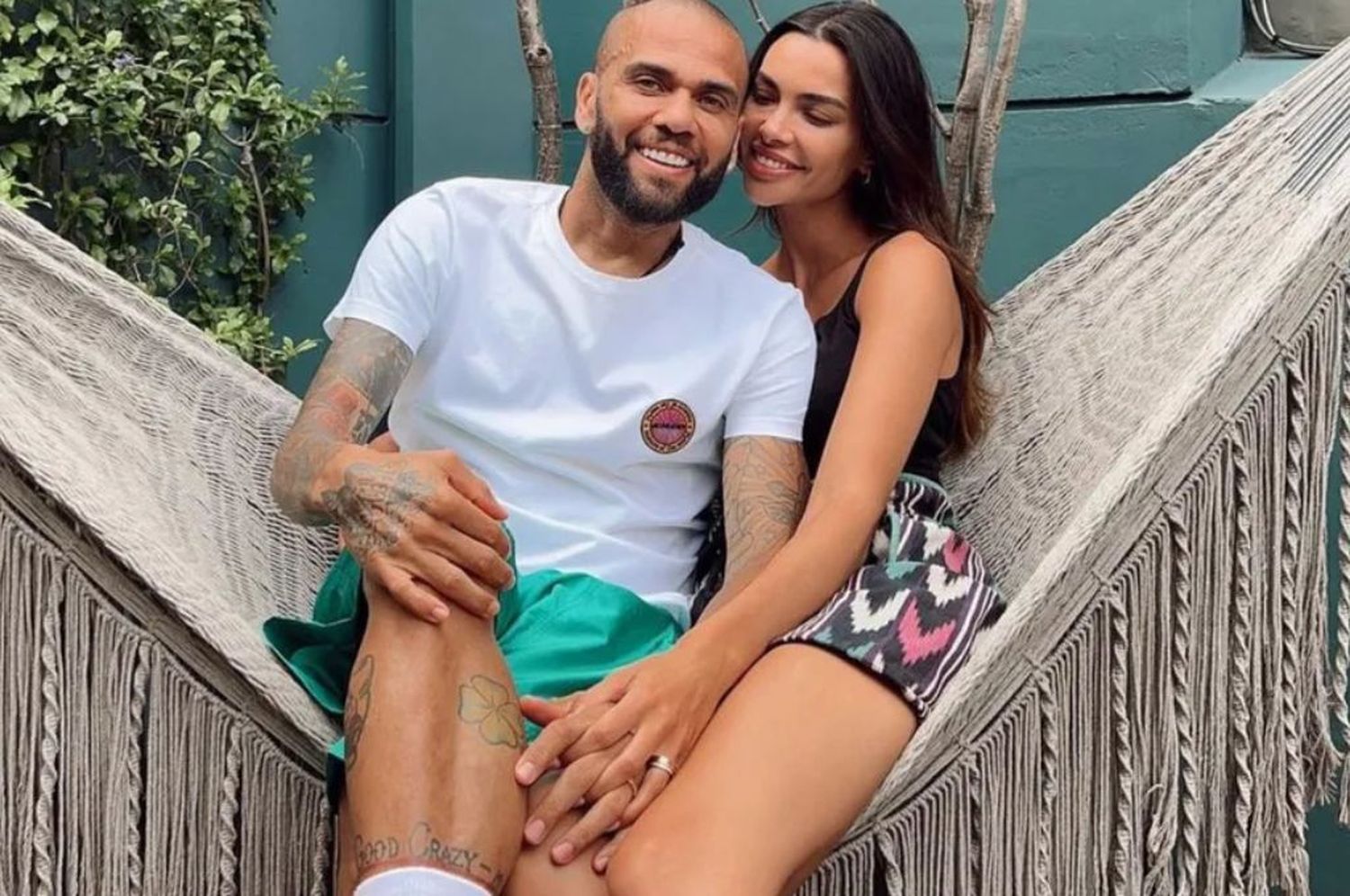 El futbolista Dani Alves recibió la visita de su esposa en la cárcel