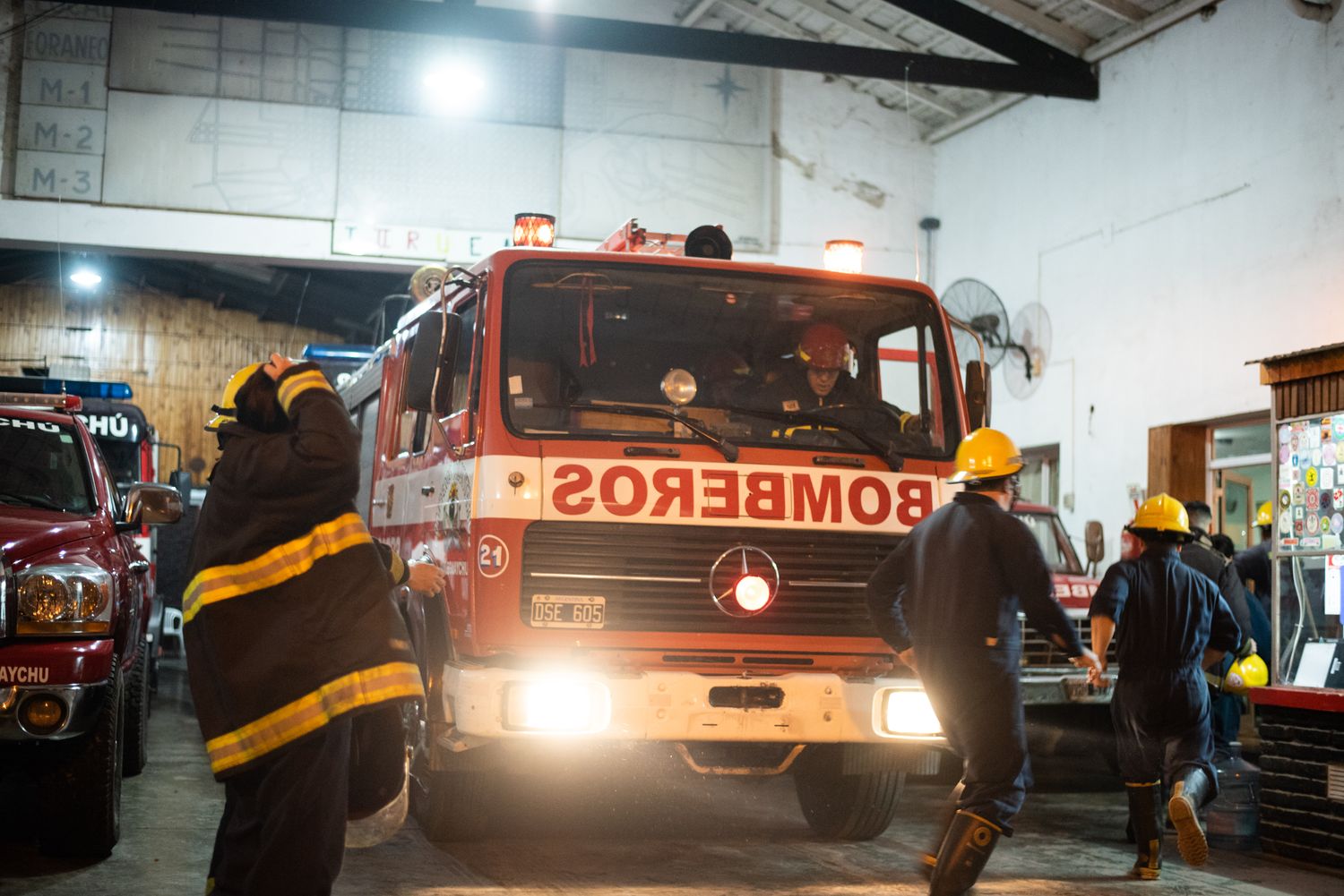 Se incendio un terreno frente al Parque Industrial