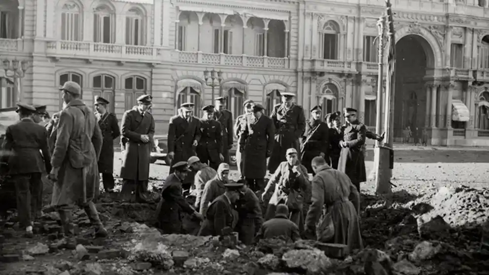 El bombardeo a la Plaza de Mayo de 1955 causó más de 350 muertos