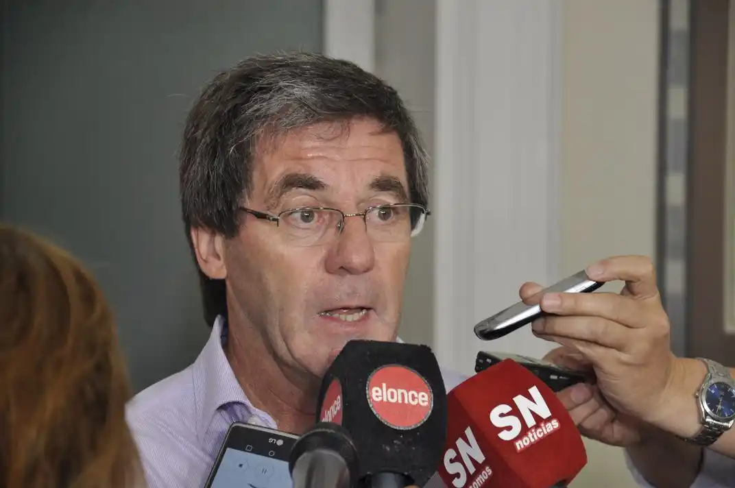 El Ministro de Economía aclaró que “la Provincia no recibió ninguna asistencia extraordinaria de Nación”