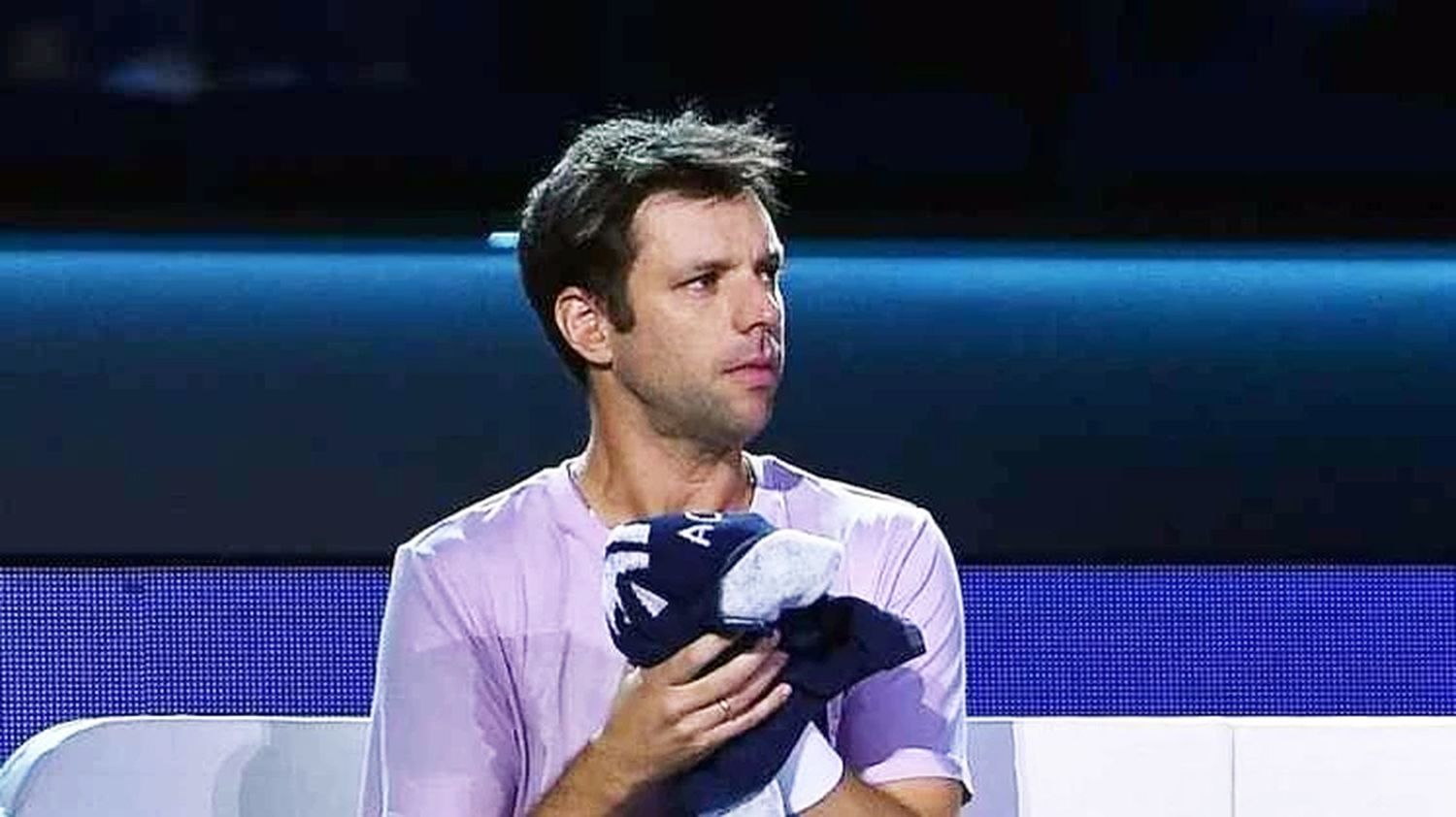 Horacio Zeballos se bajó de semifinales de Madrid por una distensión.