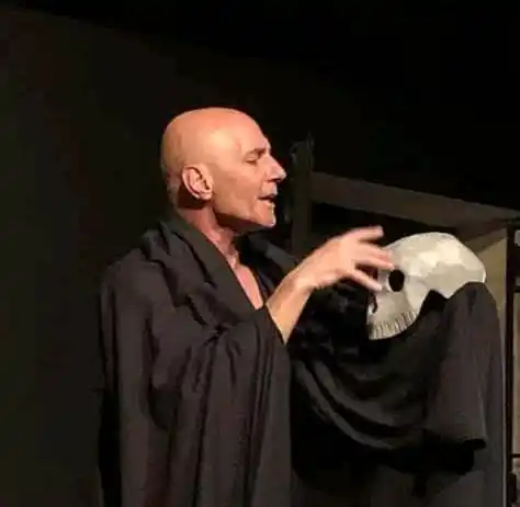 “Hamlet en uno” en Tres Arroyos