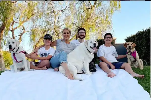¡Famosos celebran el Día de la madre a lo grande!