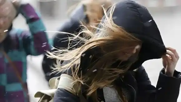 Bahía Blanca, otra vez en alerta: Se esperan ráfagas de viento de casi 100 km/h y lluvias