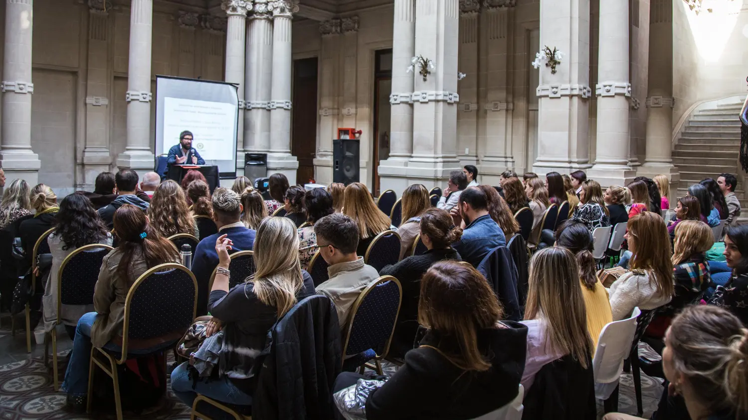 Quilmes: Comenzó ciclo de capacitación en salud mental para profesionales del municipio