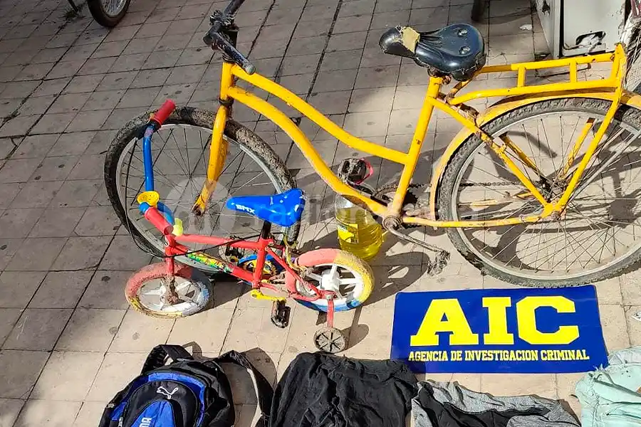 Perdió la billetera, el que la encontró aprovechó y compró elementos por internet: le allanaron la casa