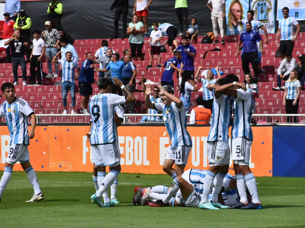 Argentina arrancó festejando en el hexagonal final