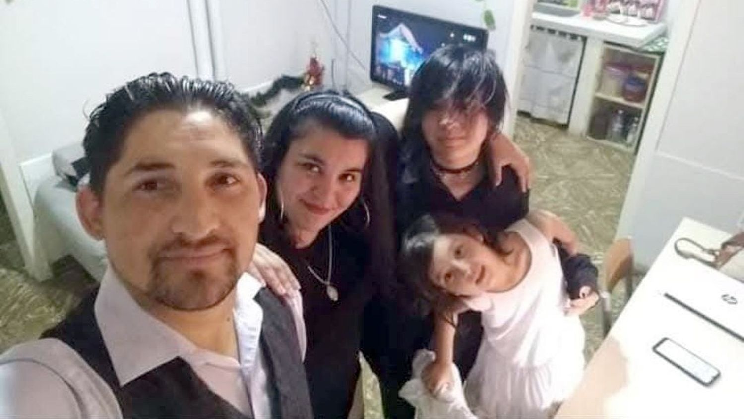 Milagros Blanco y su familia coordinan el merendero