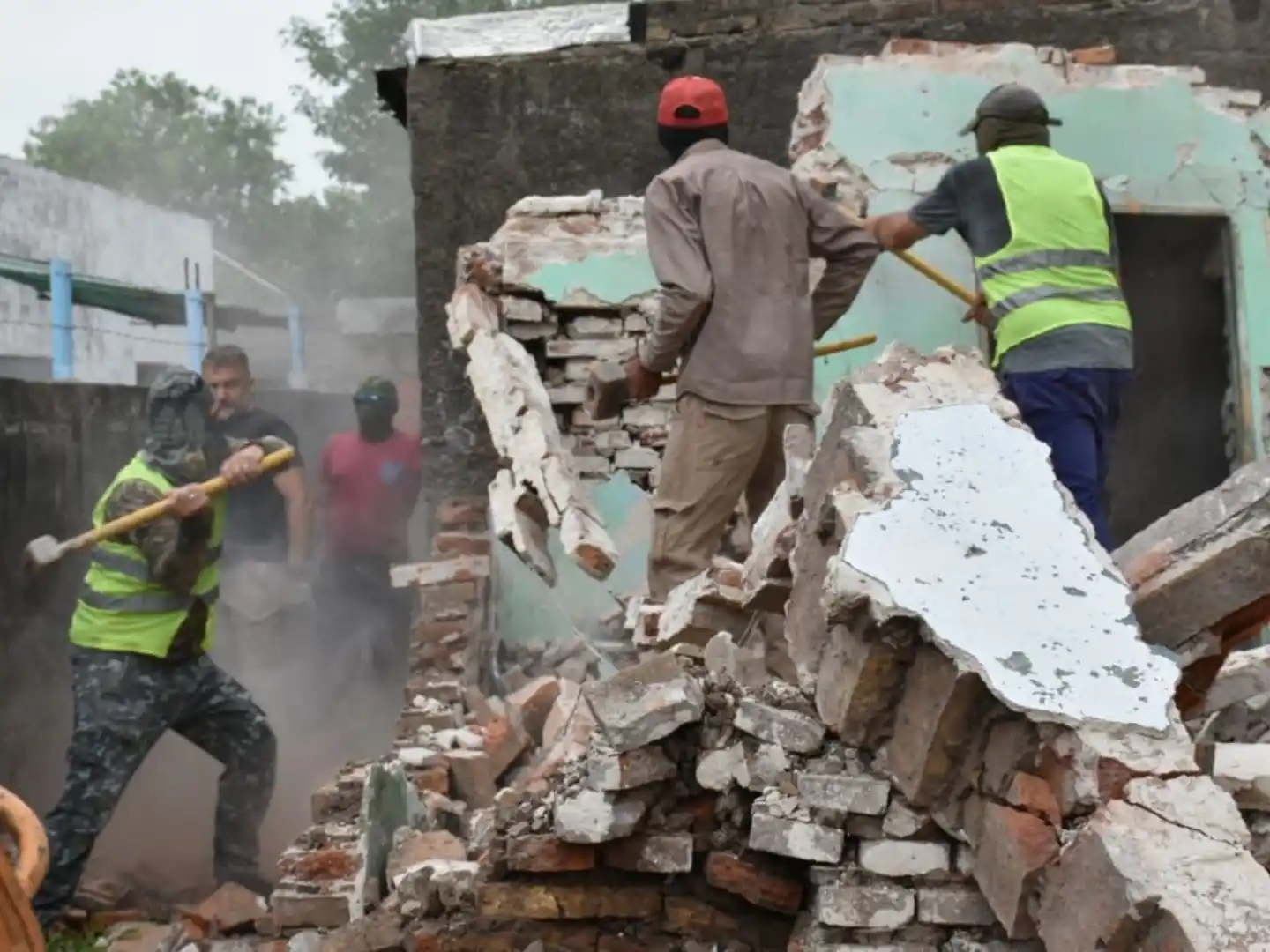 Ya son 11 los espacios demolidos en el departamento San Lorenzo.