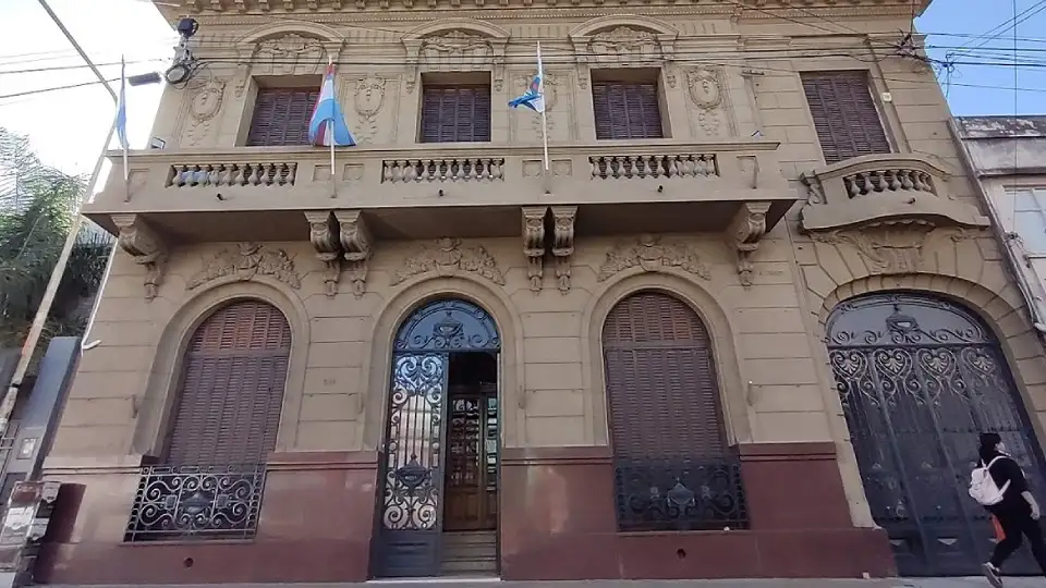 “Las urgencias de los entrerrianos tendrán que seguir esperando”