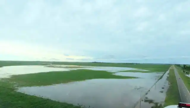 Preocupación por la crecida del Río V en General Villegas