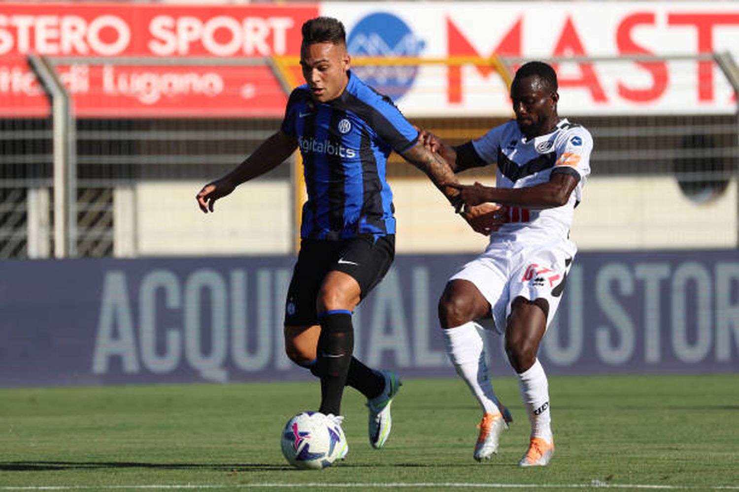 Lautaro Martínez en acción ante Lugano.