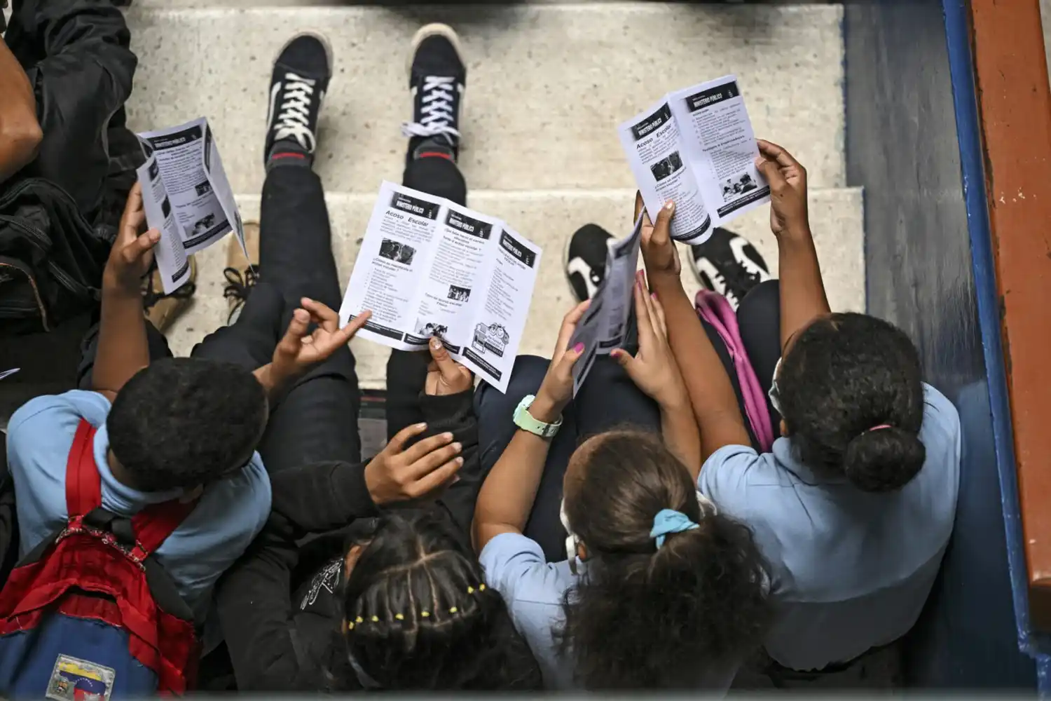 ¡EL CAOS REINA EN LA EDUCACIÓN MEDIA DEL PAÍS! Con el nuevo diseño curricular