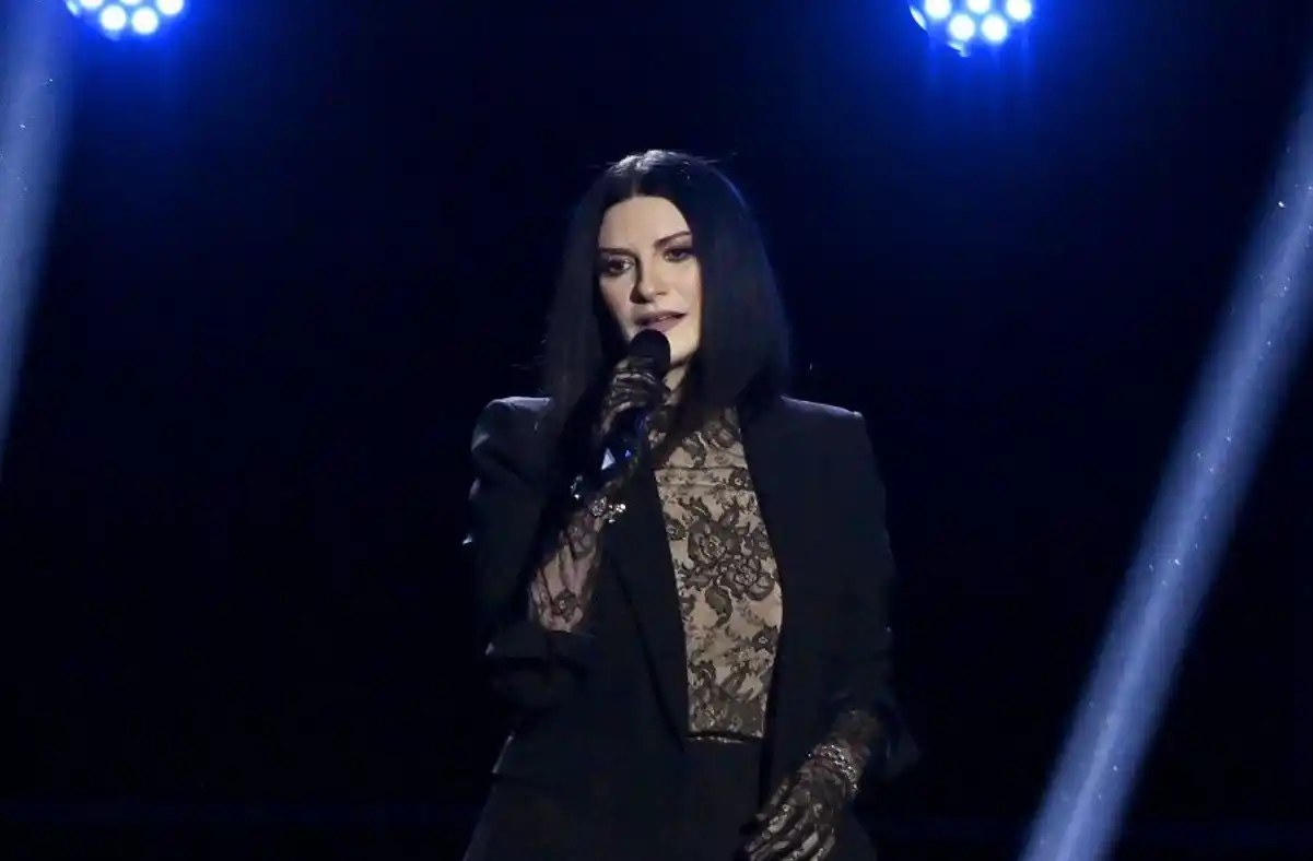 «Abbiamo detto sí»: Laura Pausini selló su amor 