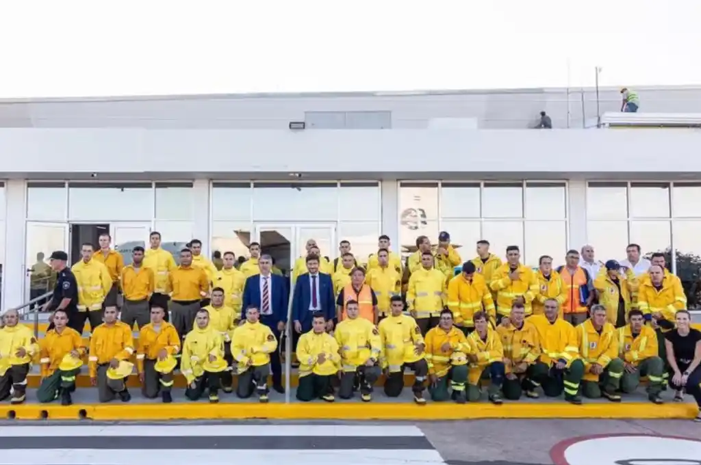 Viajaron a destino en un avión Hércules de la Fuerza Aérea.