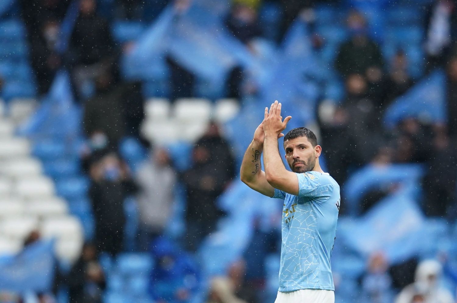 El último gran gesto del Kun Agüero con los empleados del Manchester City