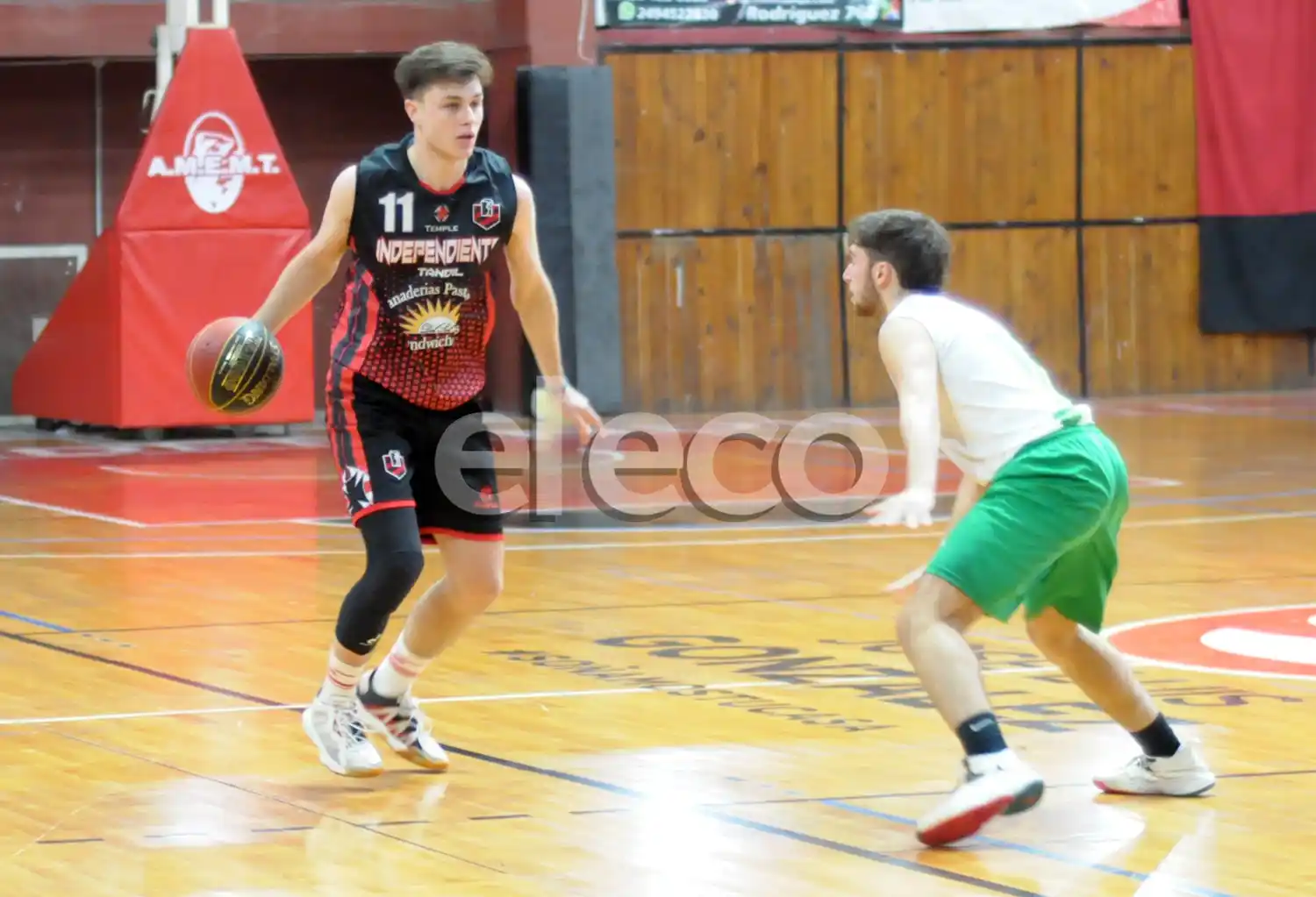 Puente, goleador de Independiente en Azul. (Foto de archivo).