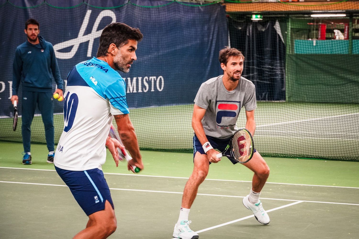 “Machi” González y Molteni hacen su debut en Francia