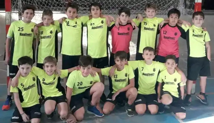 Doble clasificación para las infantiles de Handball Necochea